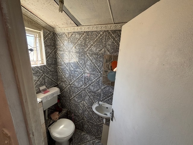 2 Bedroom Property for Sale in Kuyasa Western Cape